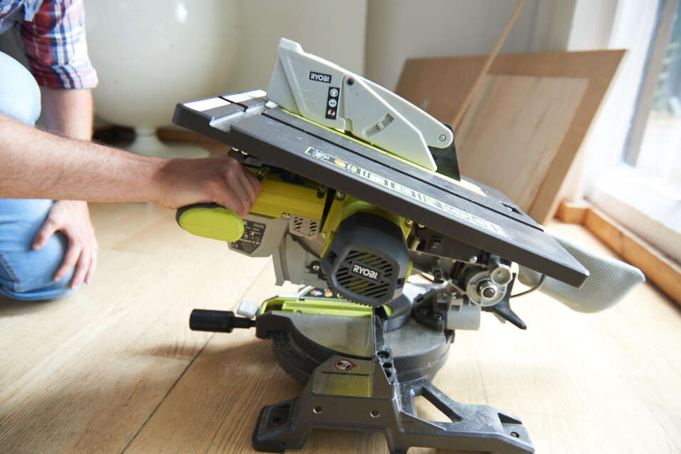 Ryobi RTMS1800-G 1800W bord/gjærsag