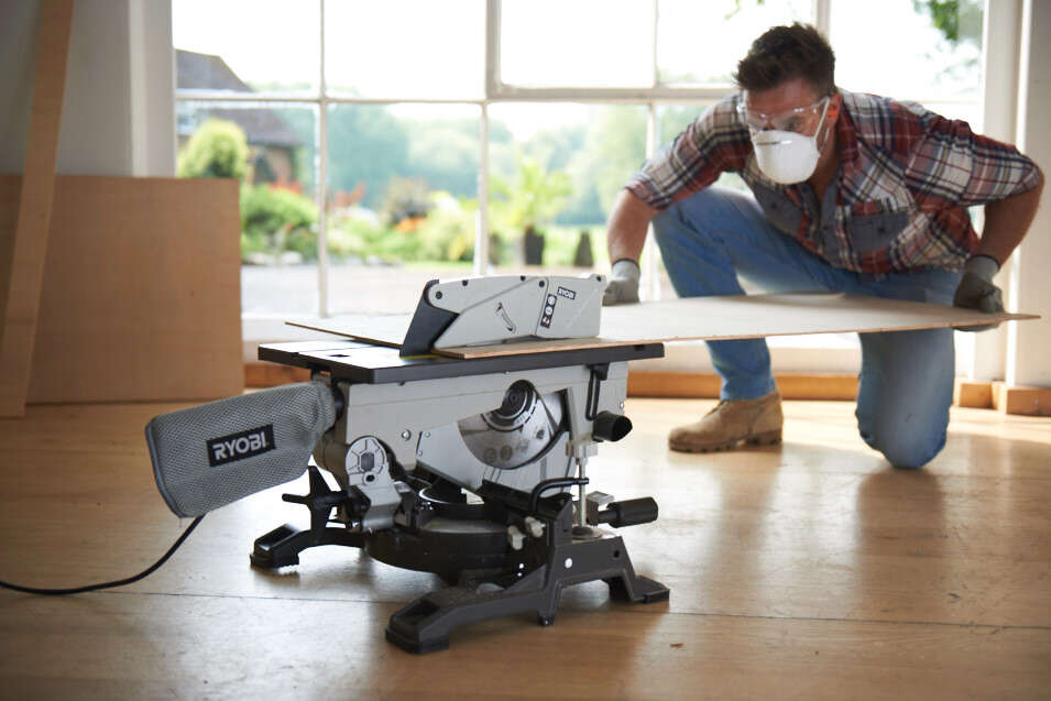Ryobi RTMS1800-G 1800W bord/gjærsag