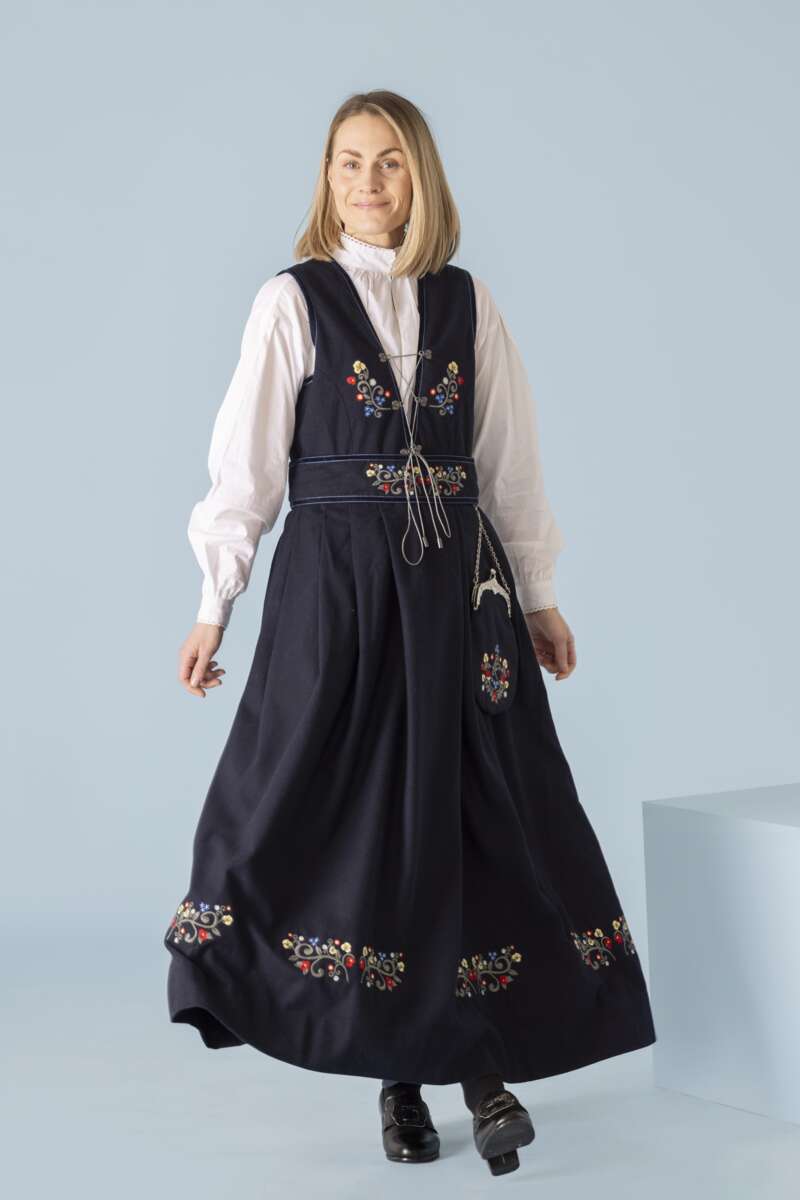 Ingrid festdrakt dame