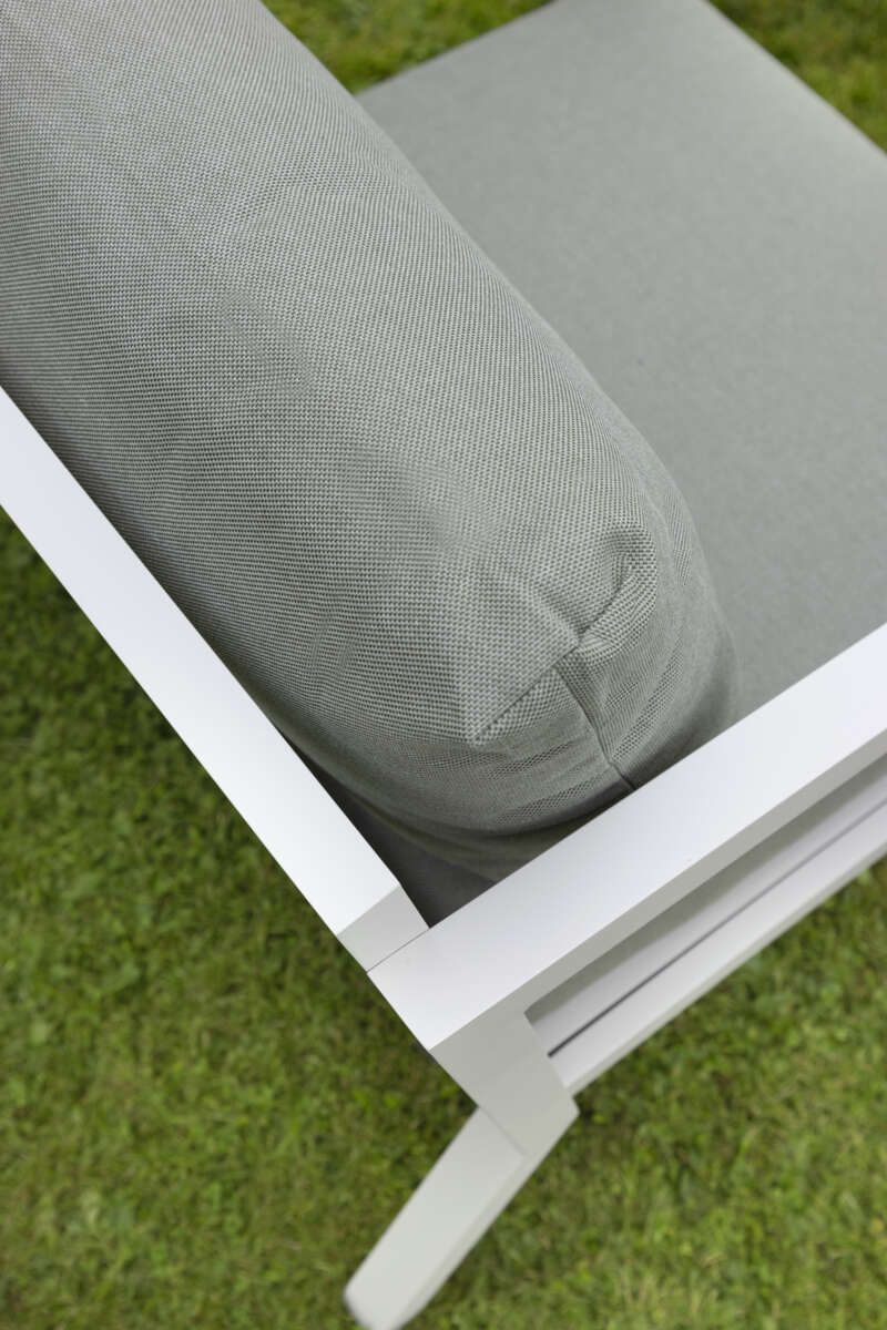 Røst sofagruppe kalk og grønne vanntette putetrekk