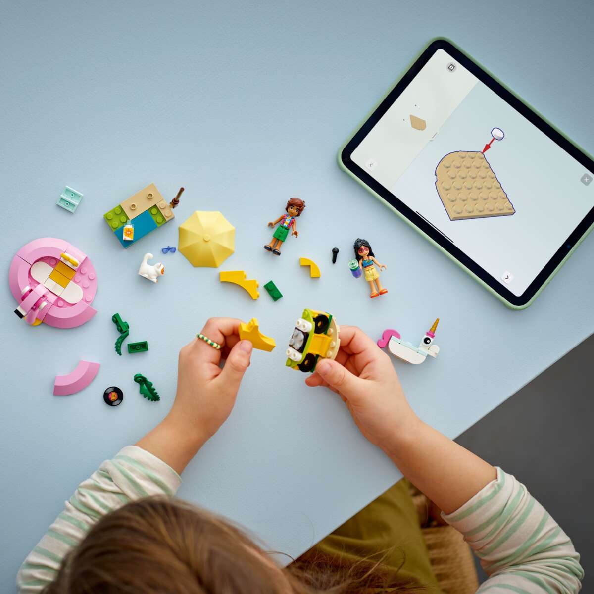 LEGO® Friends Poolparty med enhjørning og flamingo 42658