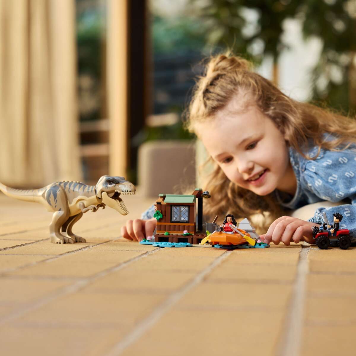 LEGO® Jurassic World På flukt fra t. rex 76975