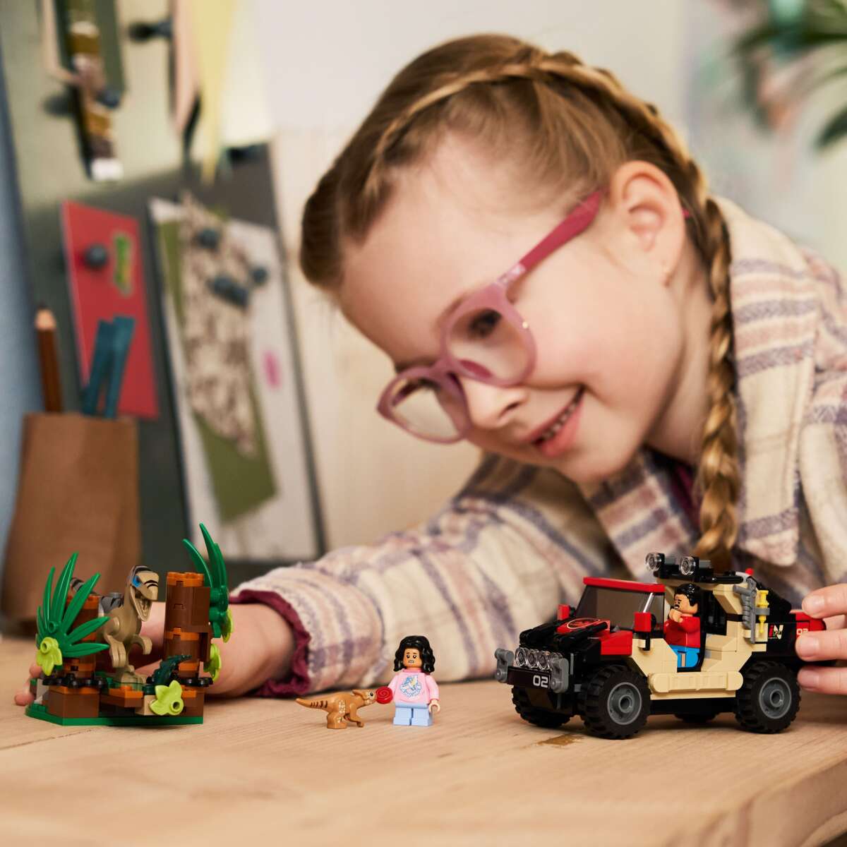 LEGO® Jurassic World Raptorflukt i terrengbil 76972