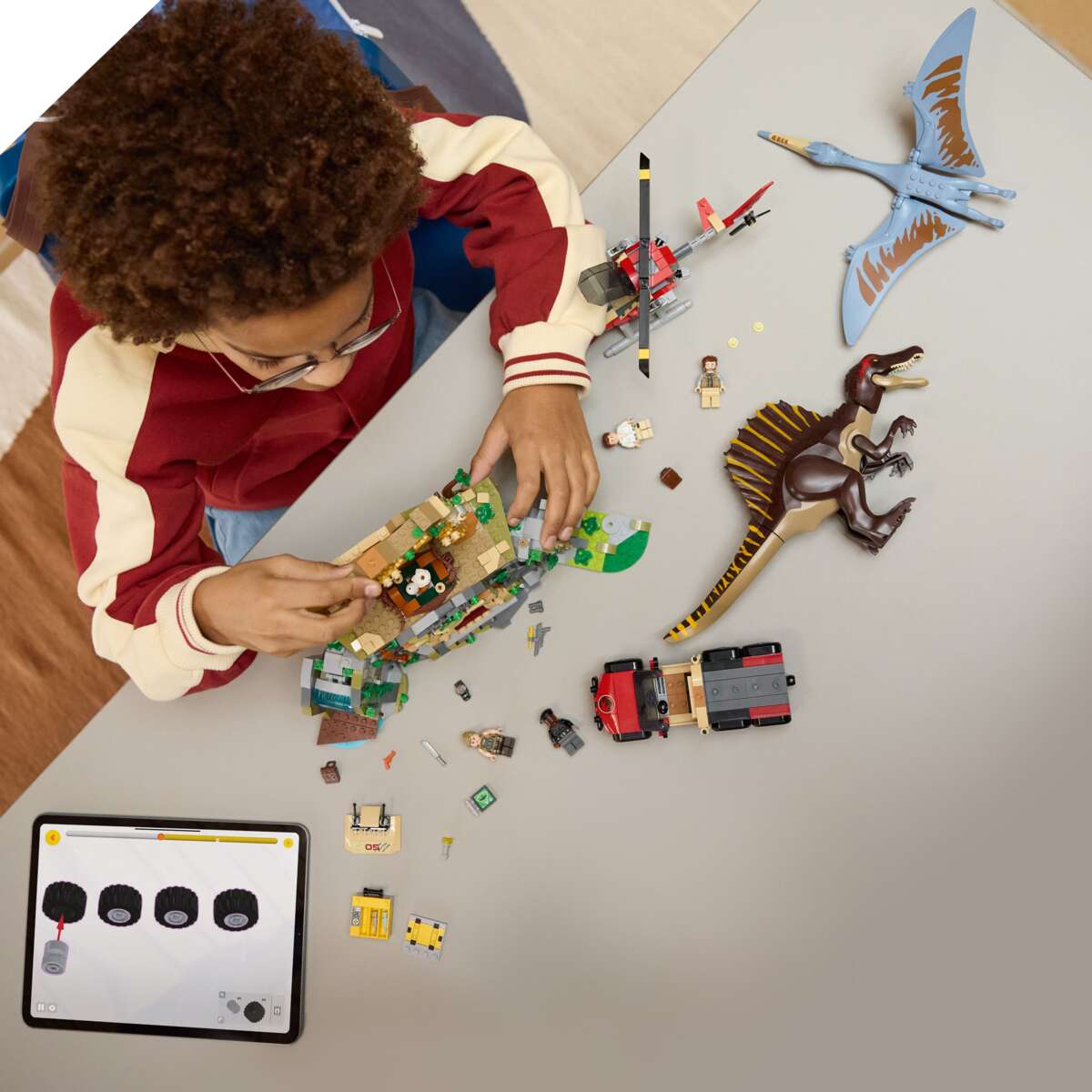 LEGO® Jurassic World Helikopteroppdrag med spinosaurus og quetzalcoatlus 76976