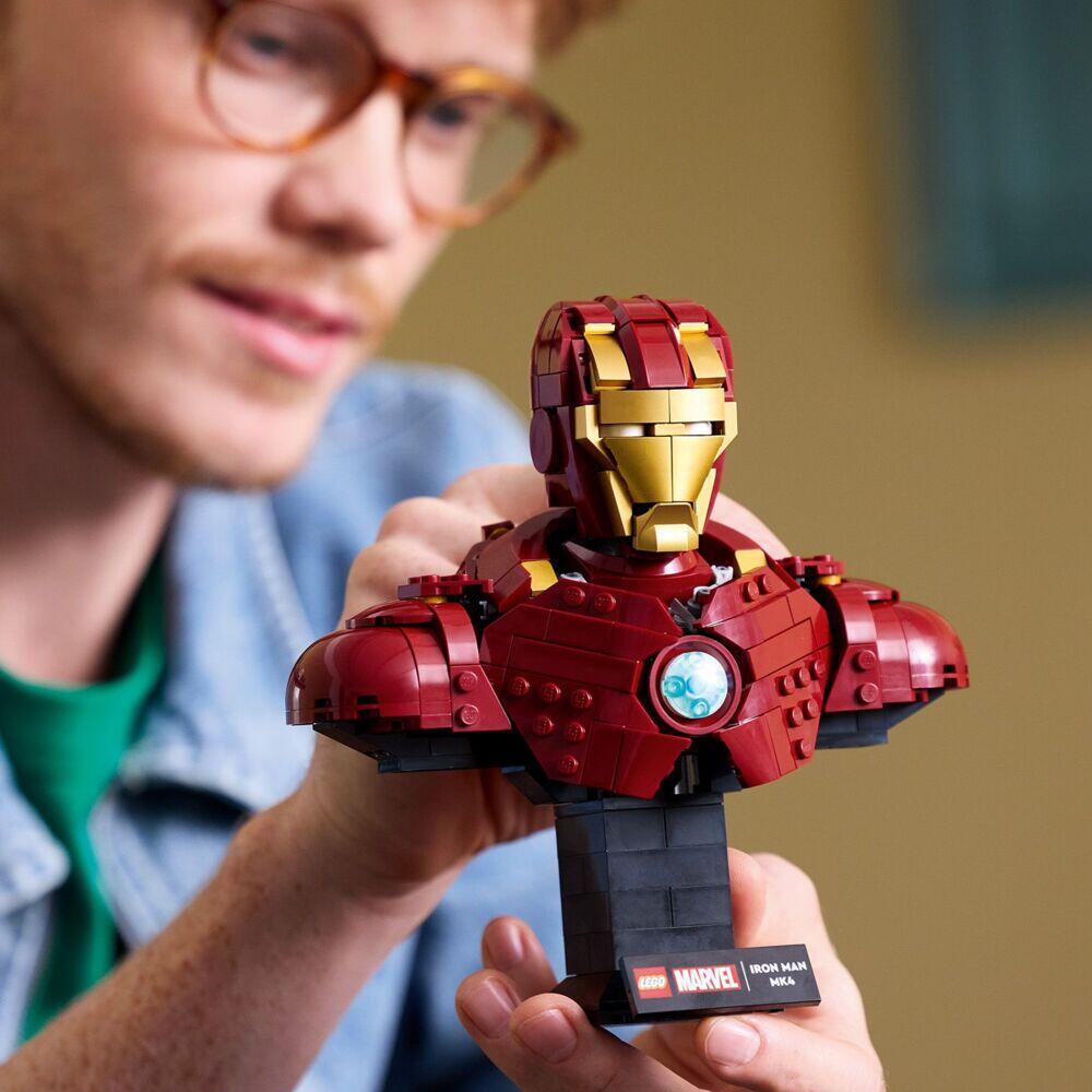 LEGO® ǀ Marvel Byste av Iron Man MK4 76327