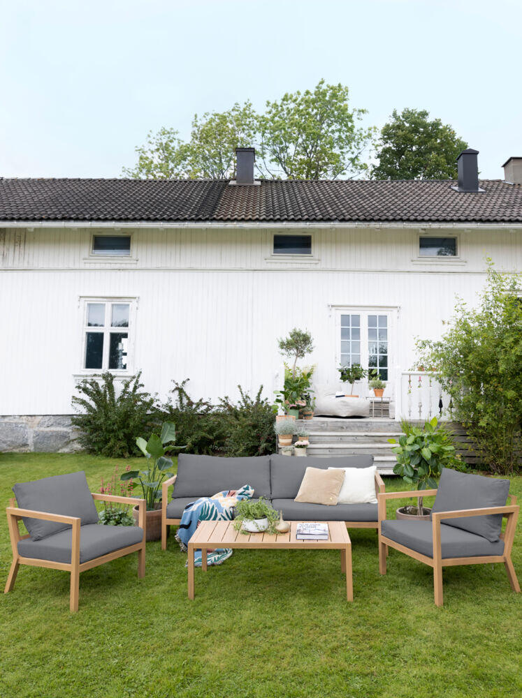 Røst sofagruppe teak og mørk grå impregnerte putetrekk