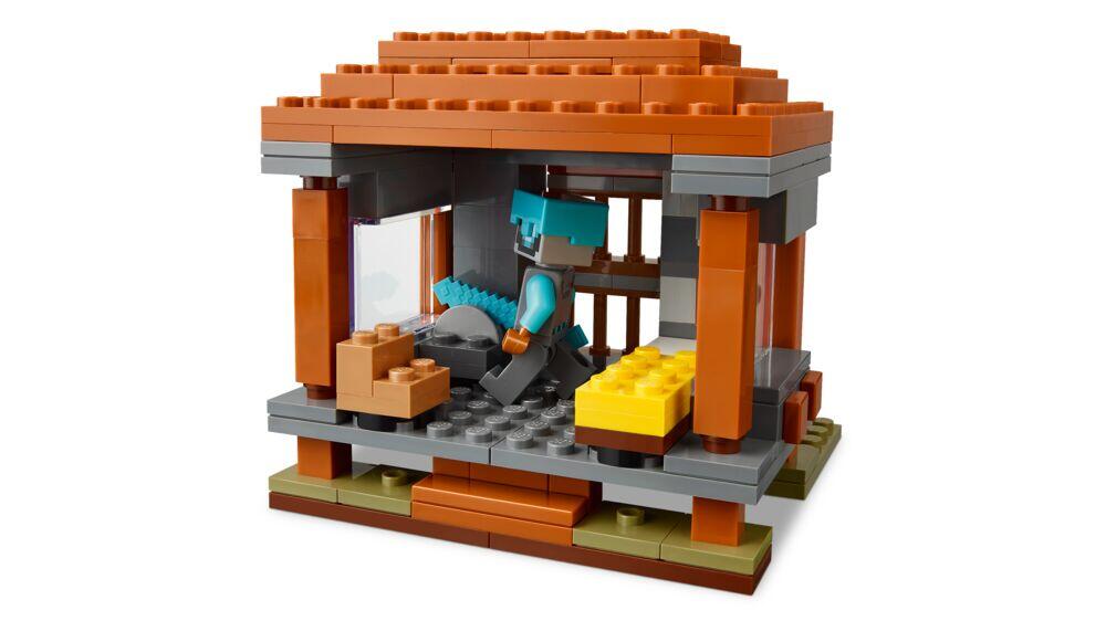 LEGO® Minecraft® Røvernes utpost og olmt beist 21278
