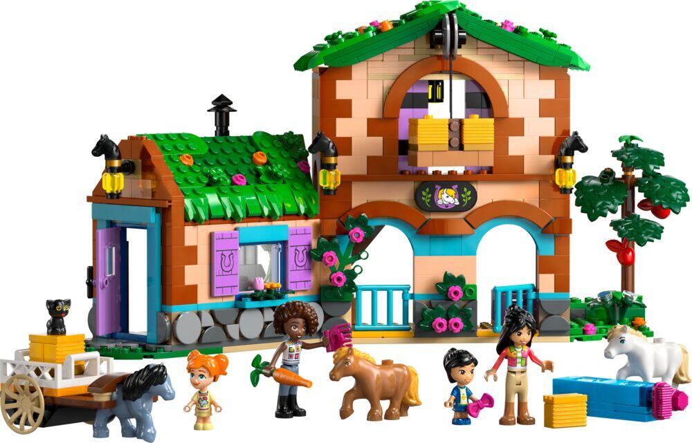 LEGO® Friends Ponniranch med stall 42654