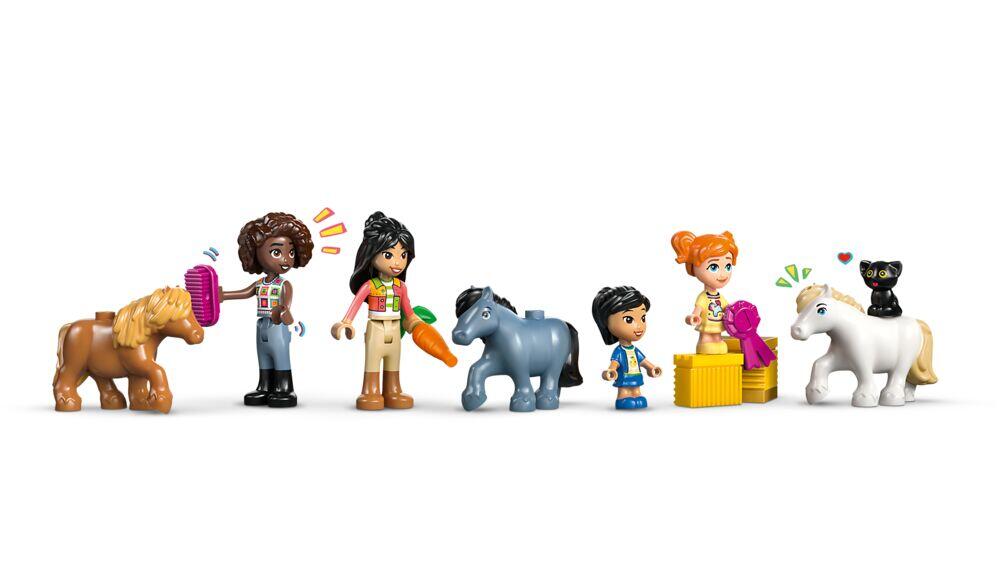 LEGO® Friends Ponniranch med stall 42654