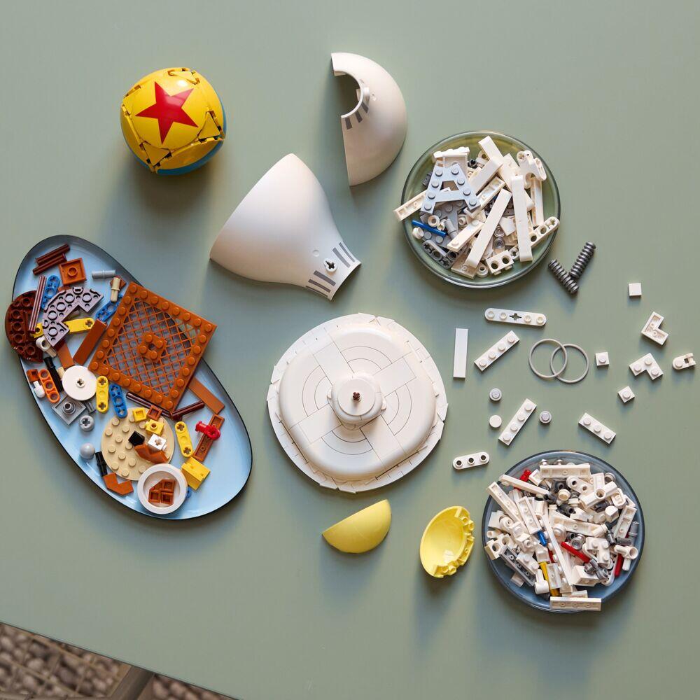 LEGO® Ideas | Disney Pixar Luxo Jr. 21357