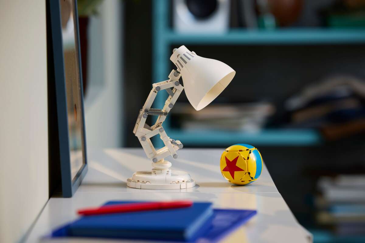 LEGO® Ideas | Disney Pixar Luxo Jr. 21357