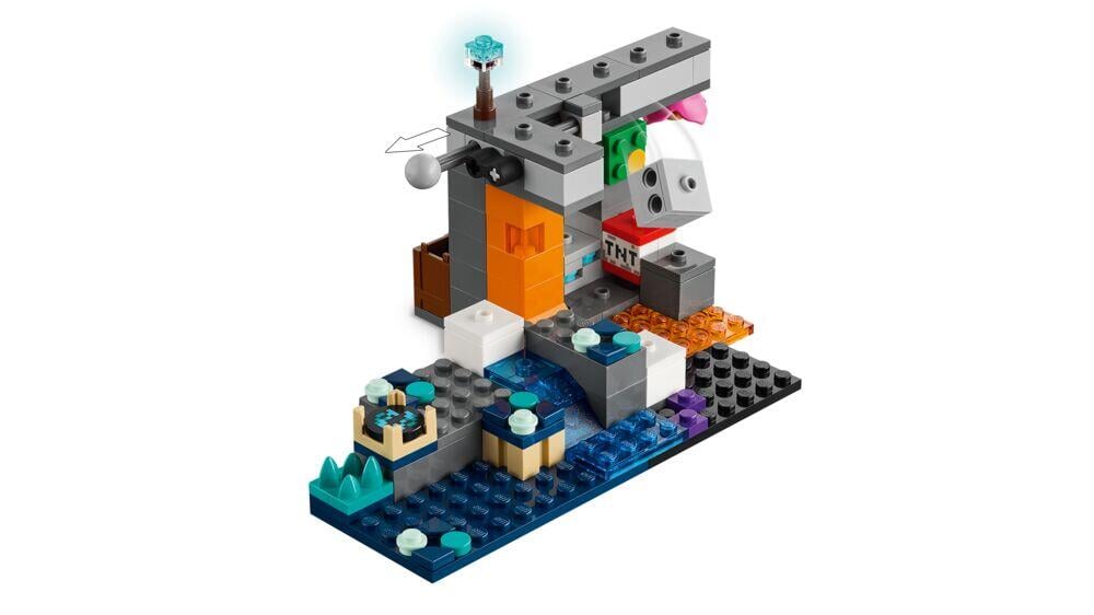LEGO® Minecraft® Møtet med skogvokteren 21274