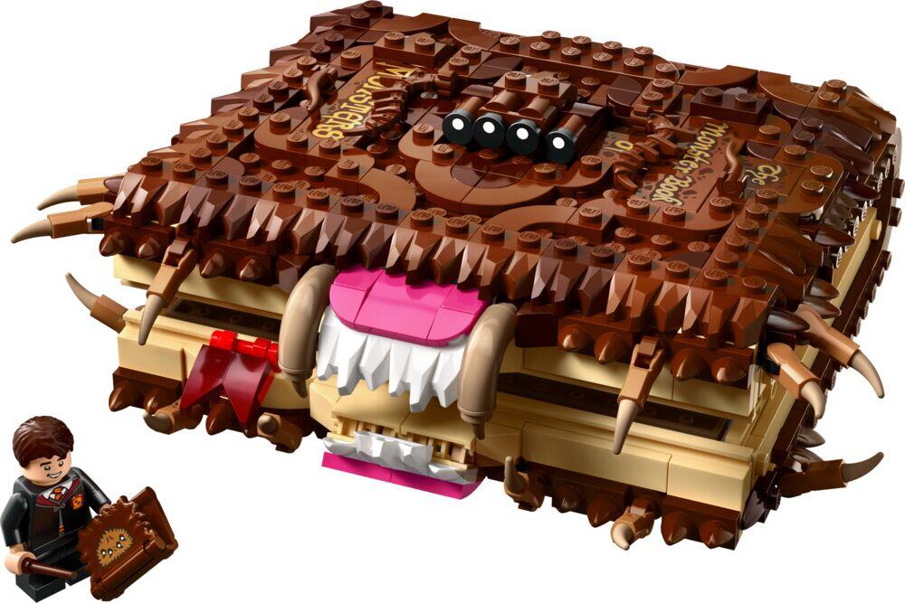 LEGO® Harry Potter™ Den glefsende Monsterboken om monstre 76449