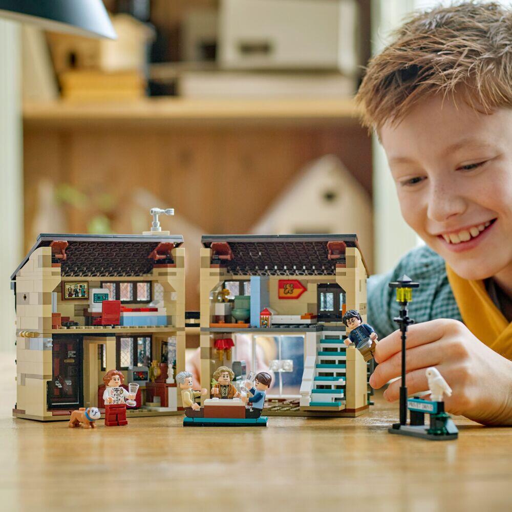 LEGO® Harry Potter™ Hekkveien: Tante Margots besøk 76451
