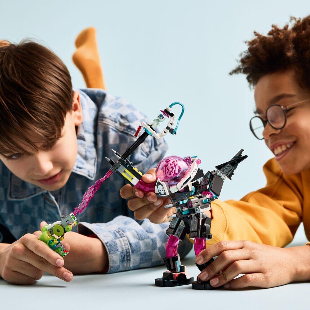 LEGO® DREAMZzz™ Mateo mot Kyberhjerne-roboten 71495