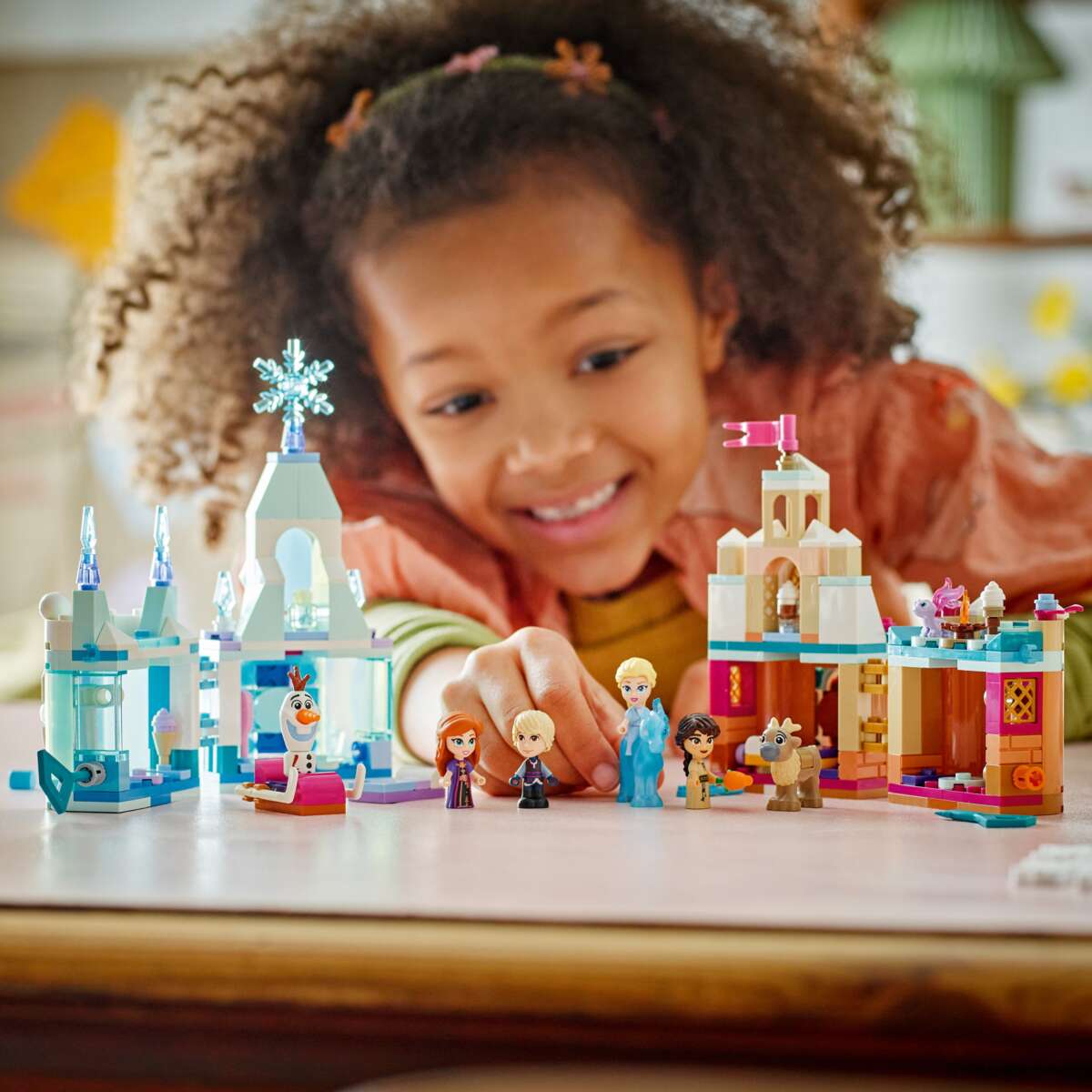 LEGO® ǀ Disney Frost Minimodeller av Arendelle-slottet og Elsas ispalass 43278