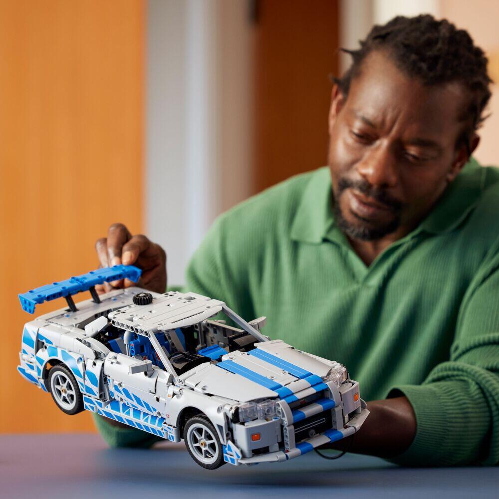LEGO® Technic™ 2 Fast 2 Furious Nissan Skyline GT-R (R34)-bil 42210