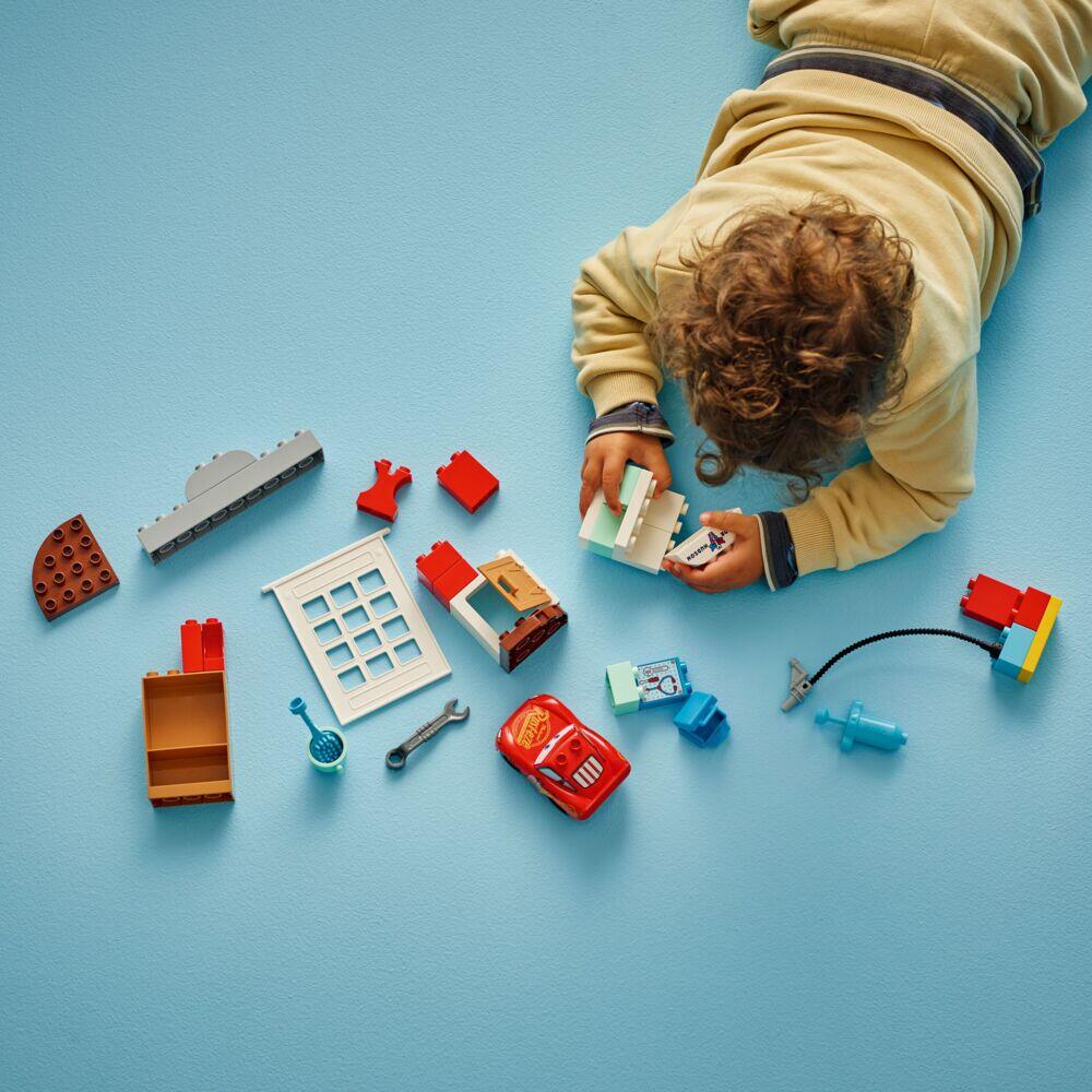 LEGO® DUPLO® │ Disney og Pixars Biler: McQueen besøker Docs verksted 10456