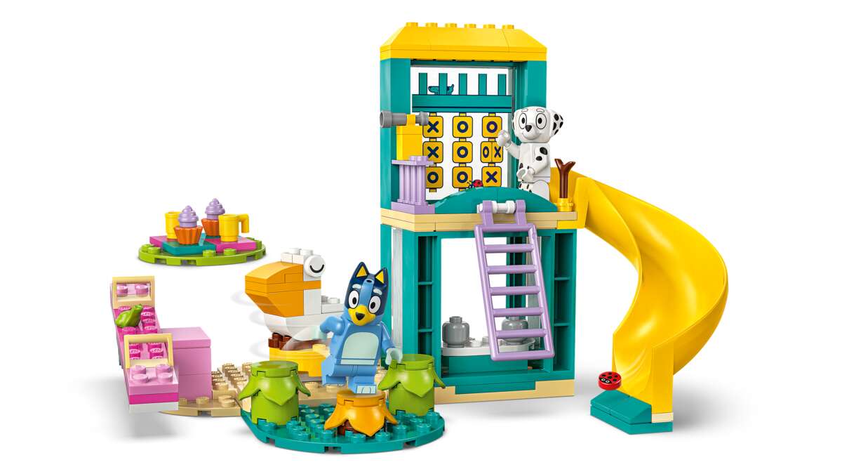 LEGO® Bluey: Moro på lekeplassen med Bluey og Chloe 11201