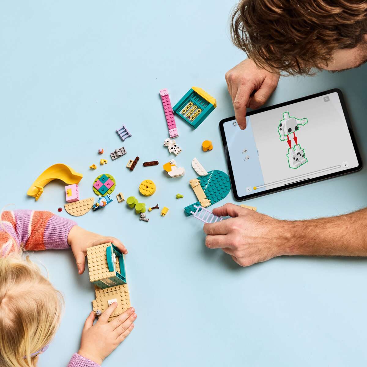 LEGO® Bluey: Moro på lekeplassen med Bluey og Chloe 11201