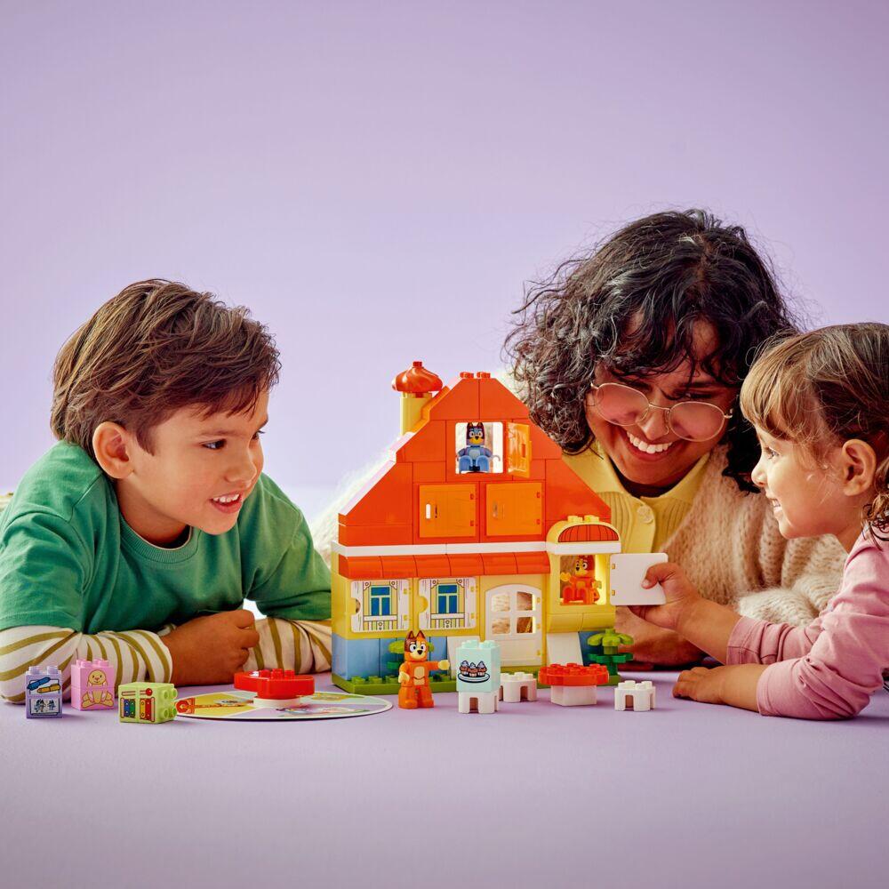 LEGO® DUPLO® Blueys hus med huskespill 10459
