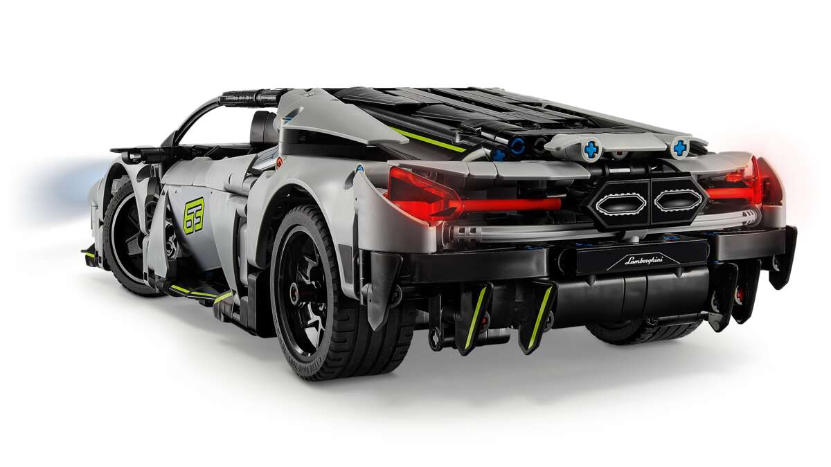 LEGO® Technic Supersportsbilen Lamborghini Revuelto 42214