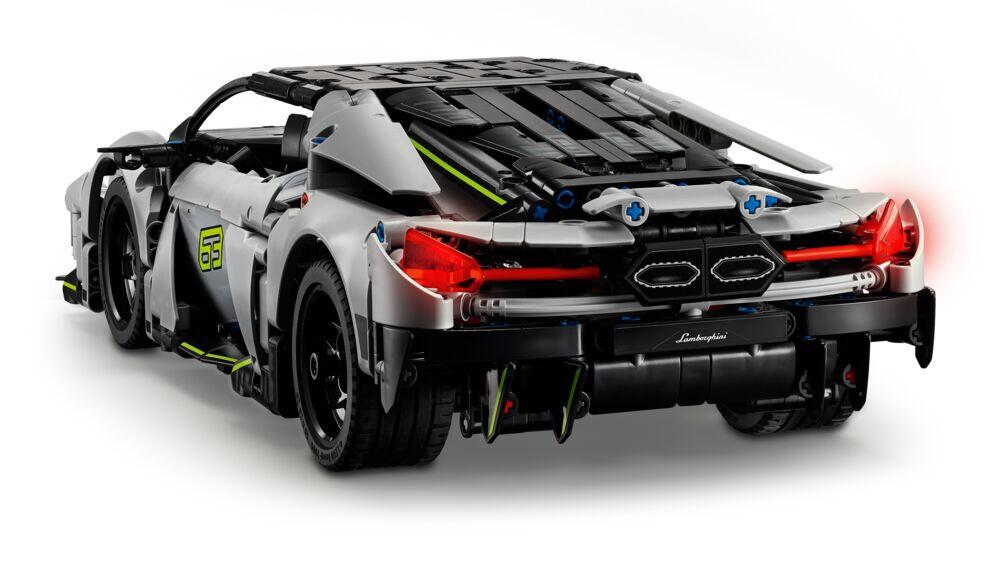 LEGO® Technic Supersportsbilen Lamborghini Revuelto 42214