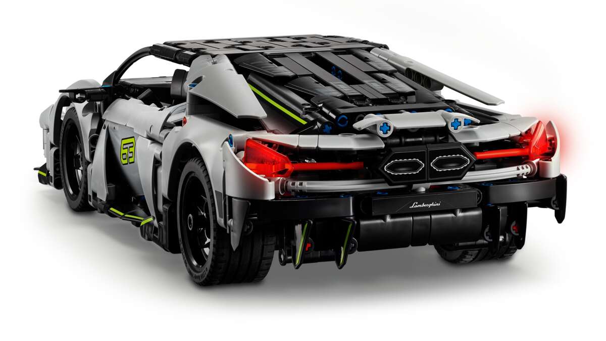 LEGO® Technic Supersportsbilen Lamborghini Revuelto 42214