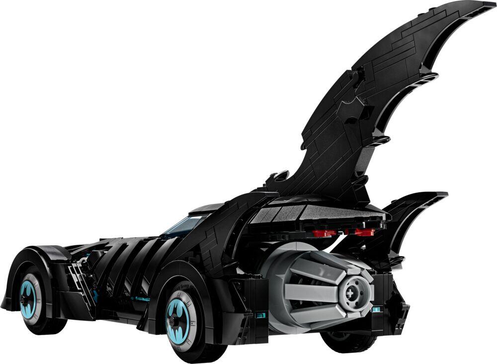 LEGO® DC Batman™: Batman Forever™ Batmobile™ 76304