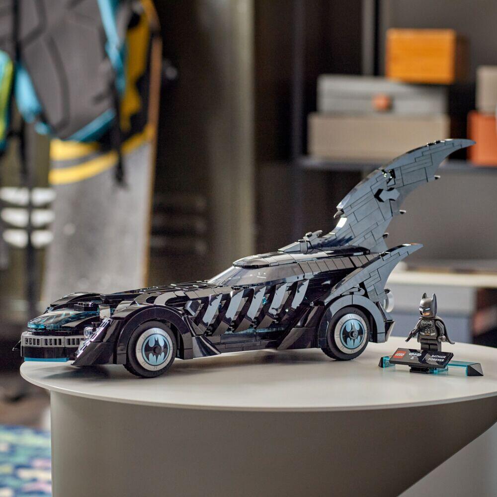 LEGO® DC Batman™: Batman Forever™ Batmobile™ 76304