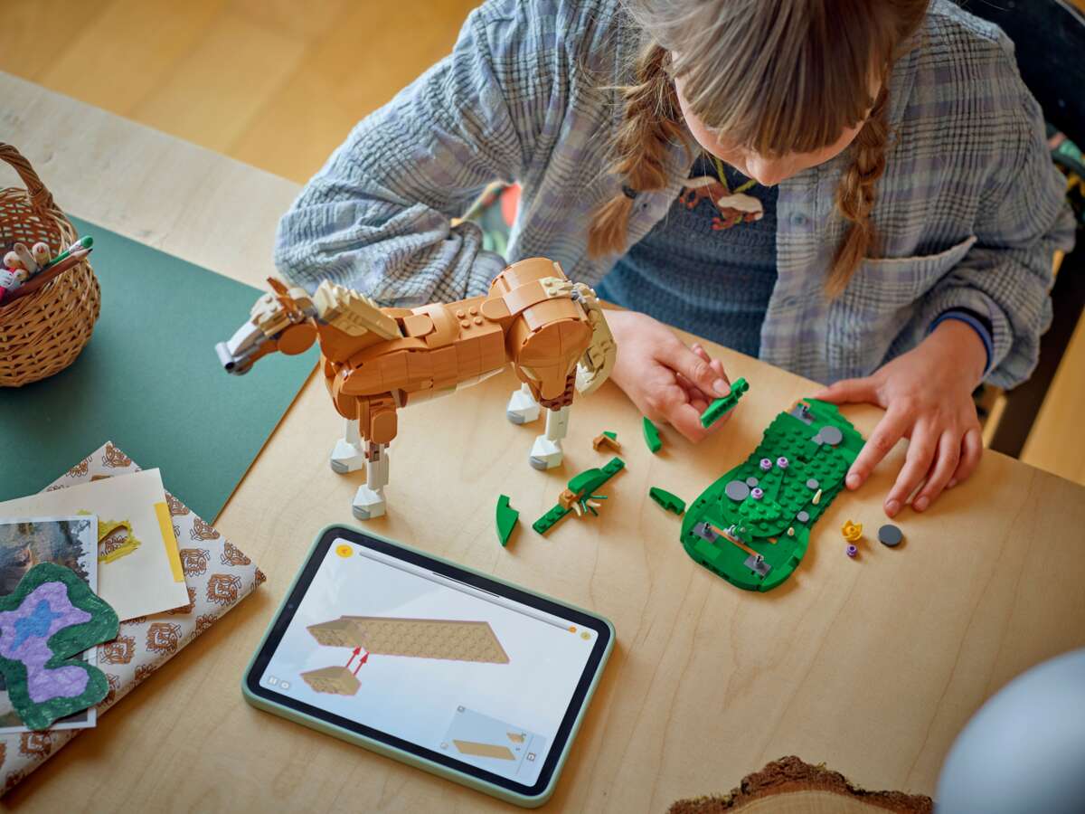 LEGO® Creator 3-i-1 Vakker hest 31166