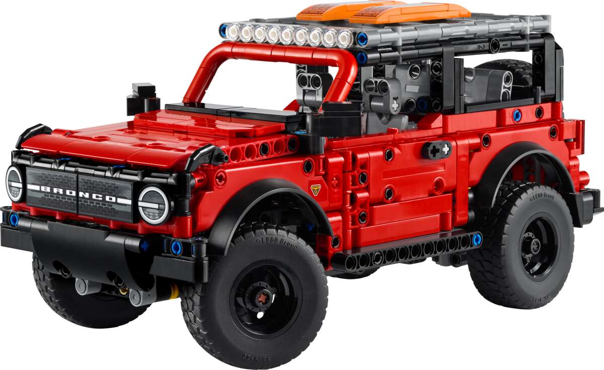 LEGO® Technic Ford Bronco® SUV 42213