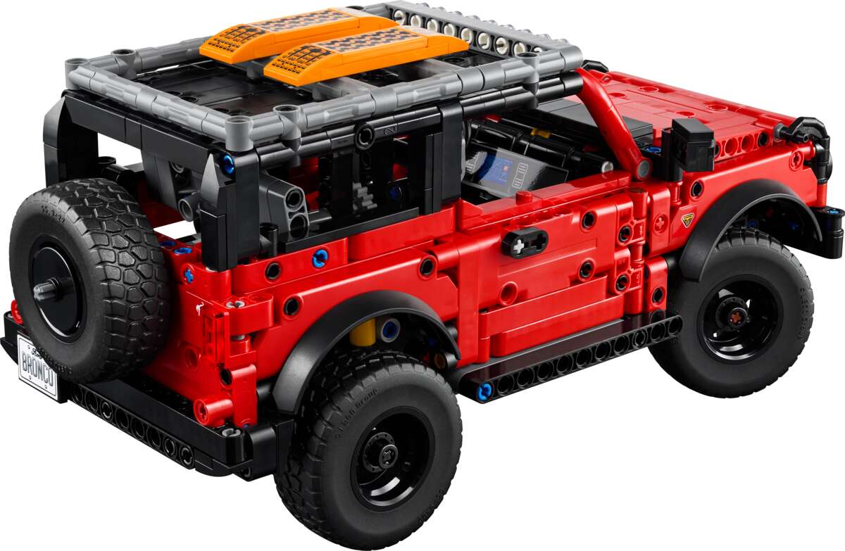 LEGO® Technic Ford Bronco® SUV 42213