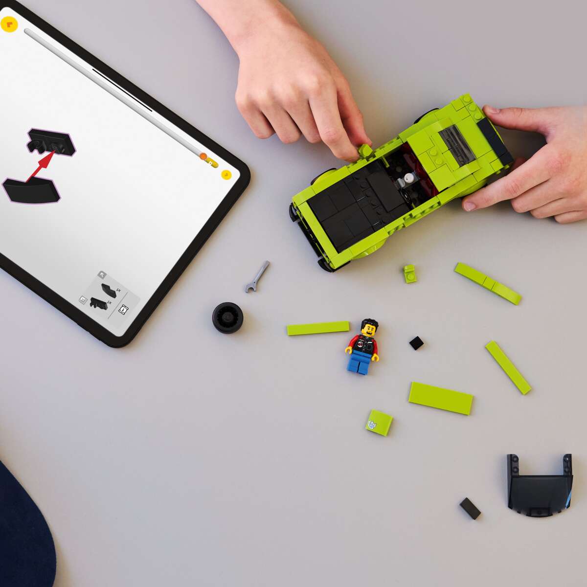 LEGO® Speed Champions Sportsbilen Dodge Challenger SRT Hellcat 77237