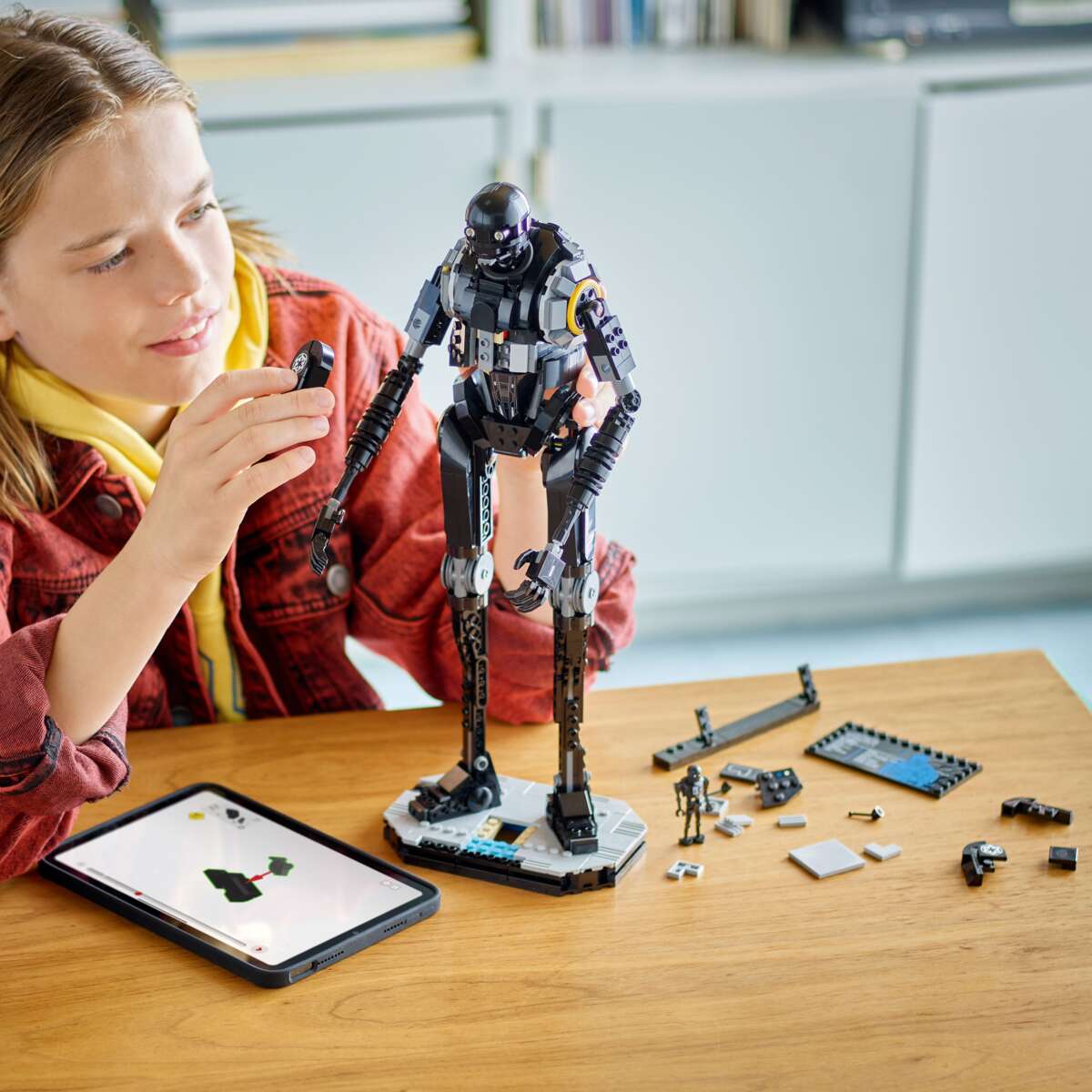 LEGO® Star Wars™ K-2SO™-sikkerhetsdroide 75434