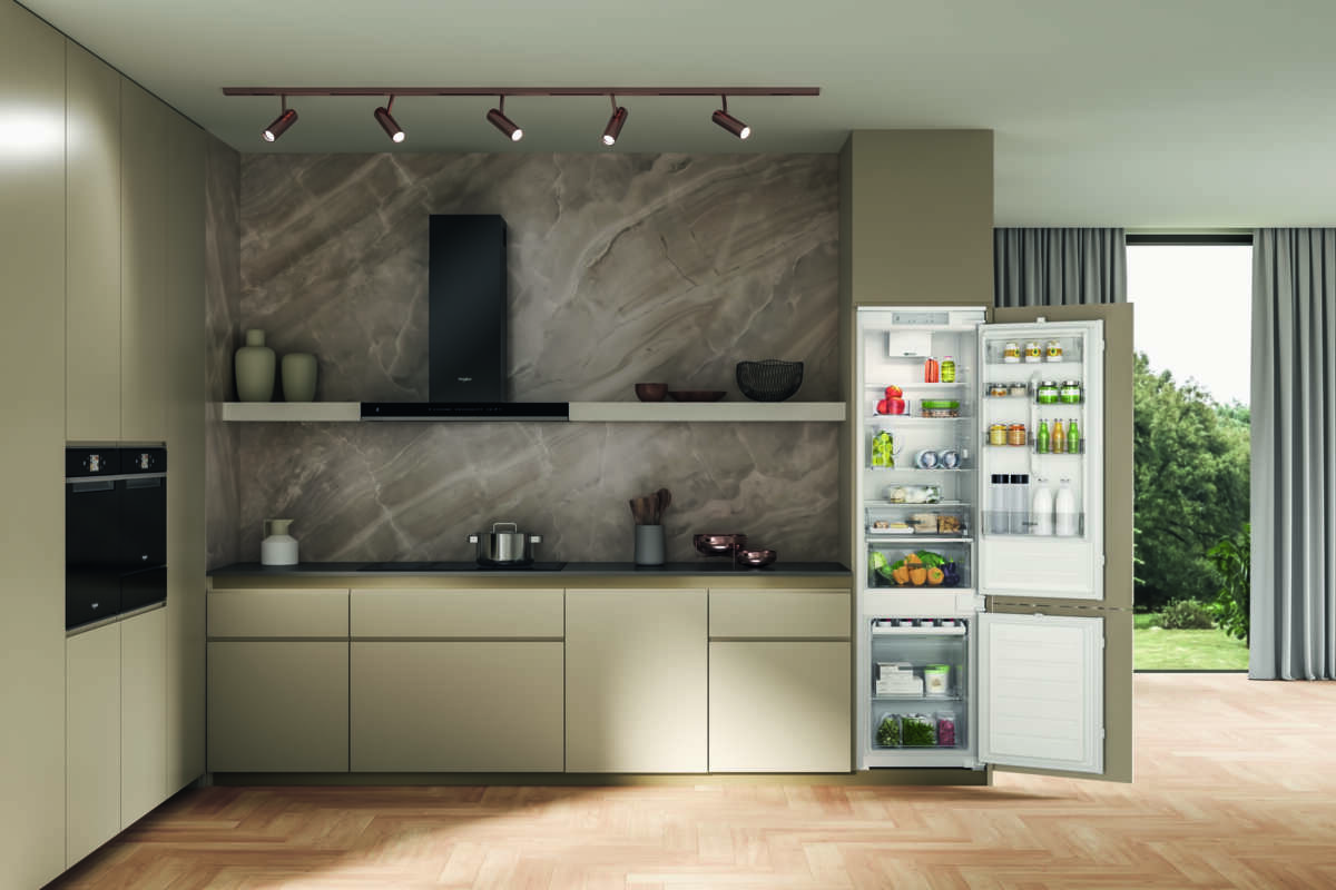 Whirlpool WHC20D023B1SF kombiskap