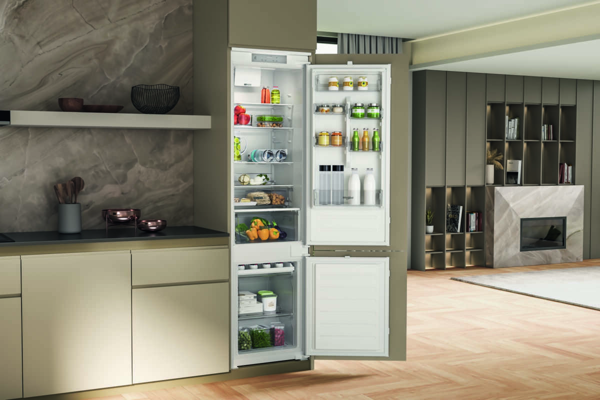 Whirlpool WHC20D023B1SF kombiskap