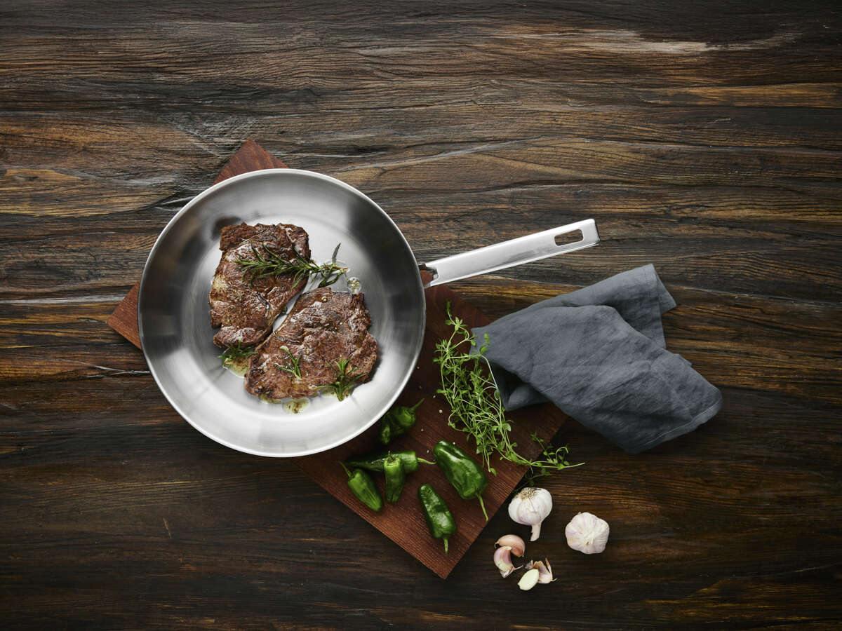 Funktion stekepanne stål