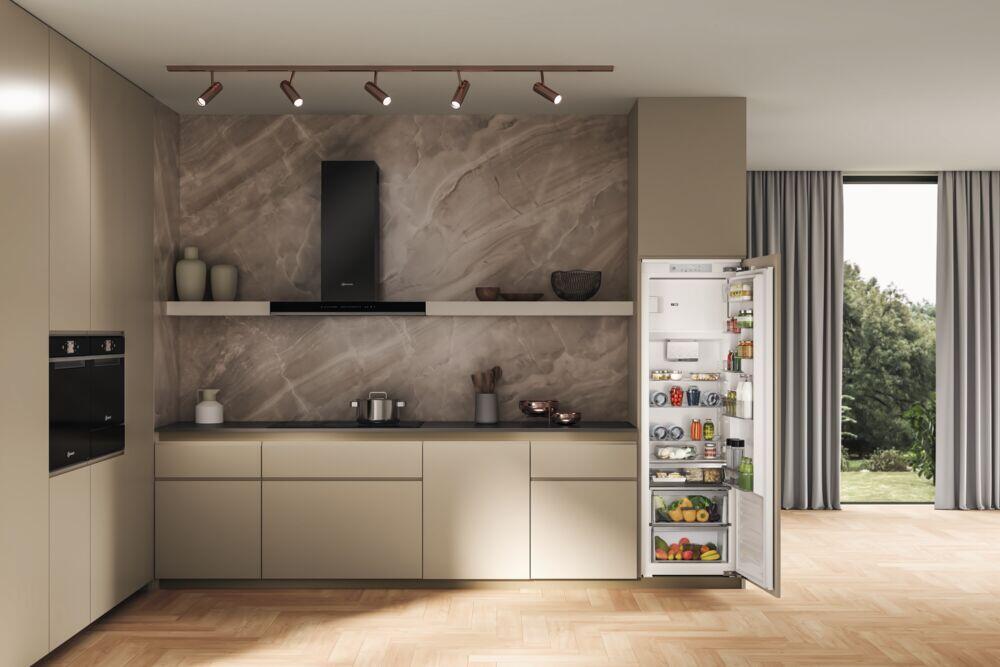 Whirlpool WHKH1361W4E kombiskap