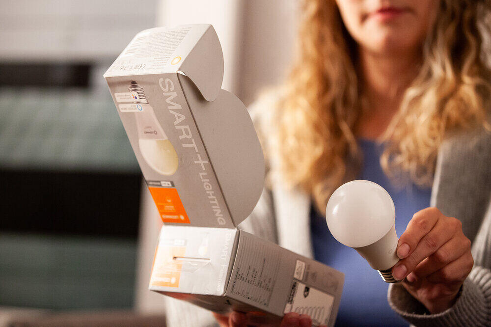 SMART+ MATTER Multicolor Classic A60 9W E27