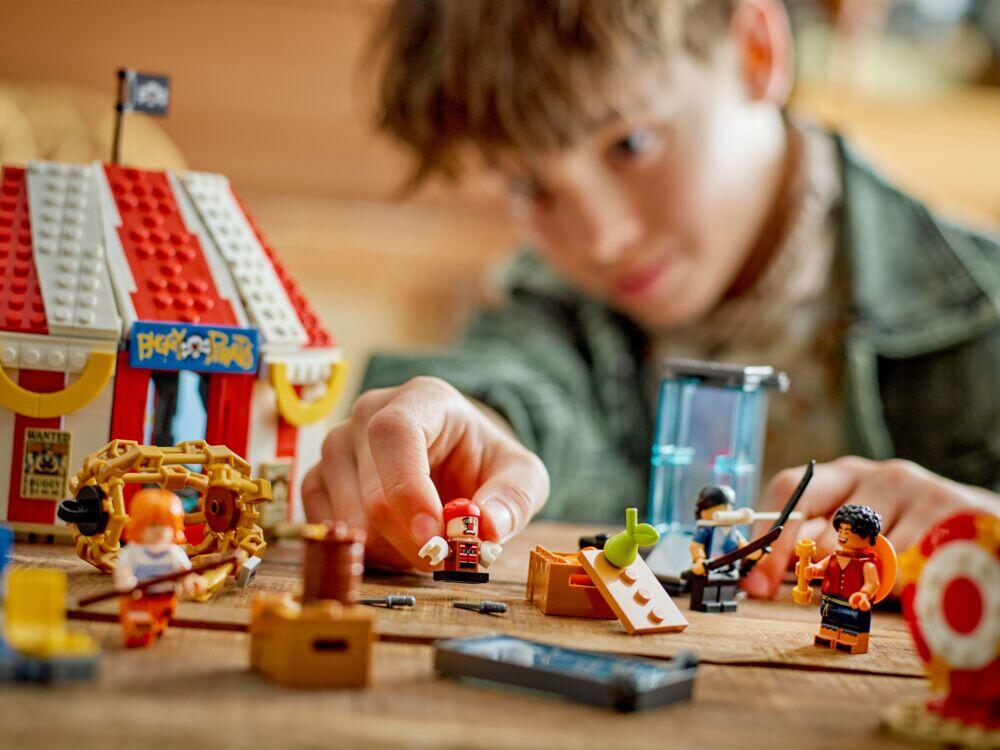 LEGO® ONE PIECE Sirkusteltet til klovnen Buggy 75637
