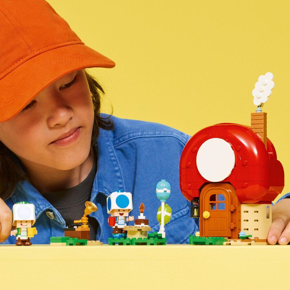 LEGO® Super Mario™ Fest i Toad House 72041