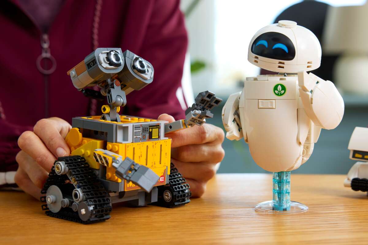 LEGO® ǀ Disney og Pixar WALL-E og EVE 43279
