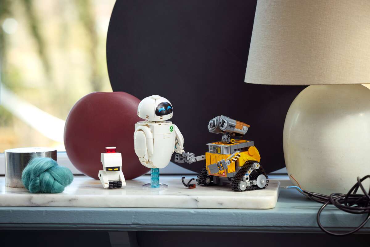 LEGO® ǀ Disney og Pixar WALL-E og EVE 43279
