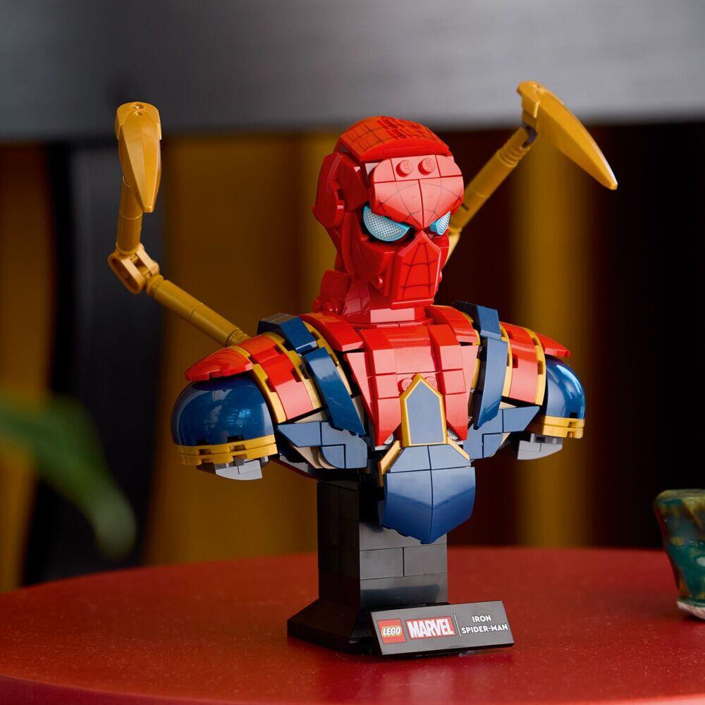 LEGO® ǀ Marvel Byste av Iron Spider-Man 76326