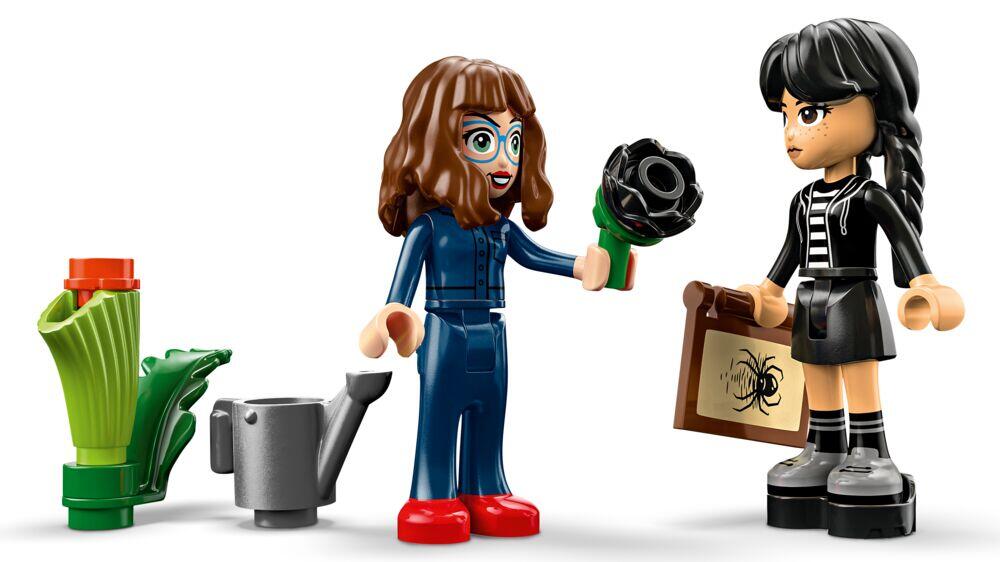 LEGO® Wednesday Svart georgine 76784