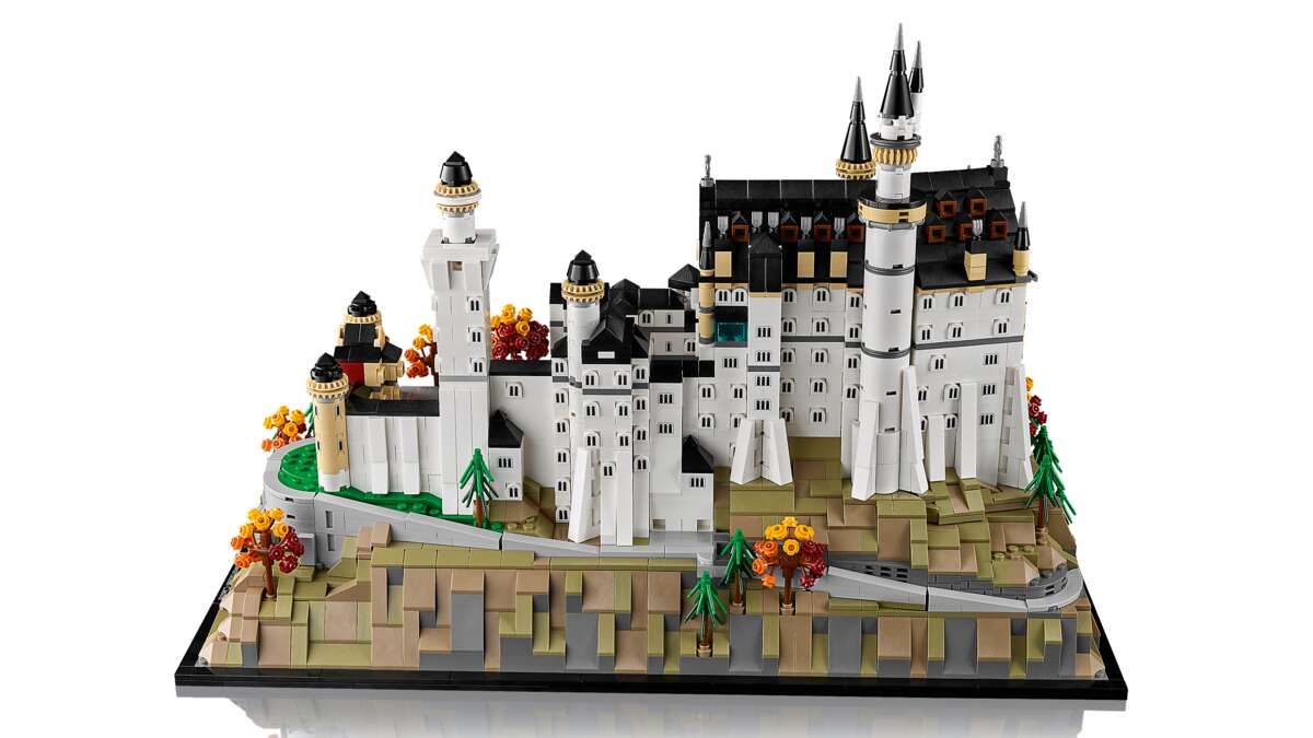 LEGO® Architecture Neuschwanstein 21063