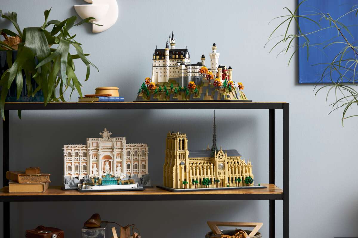 LEGO® Architecture Neuschwanstein 21063