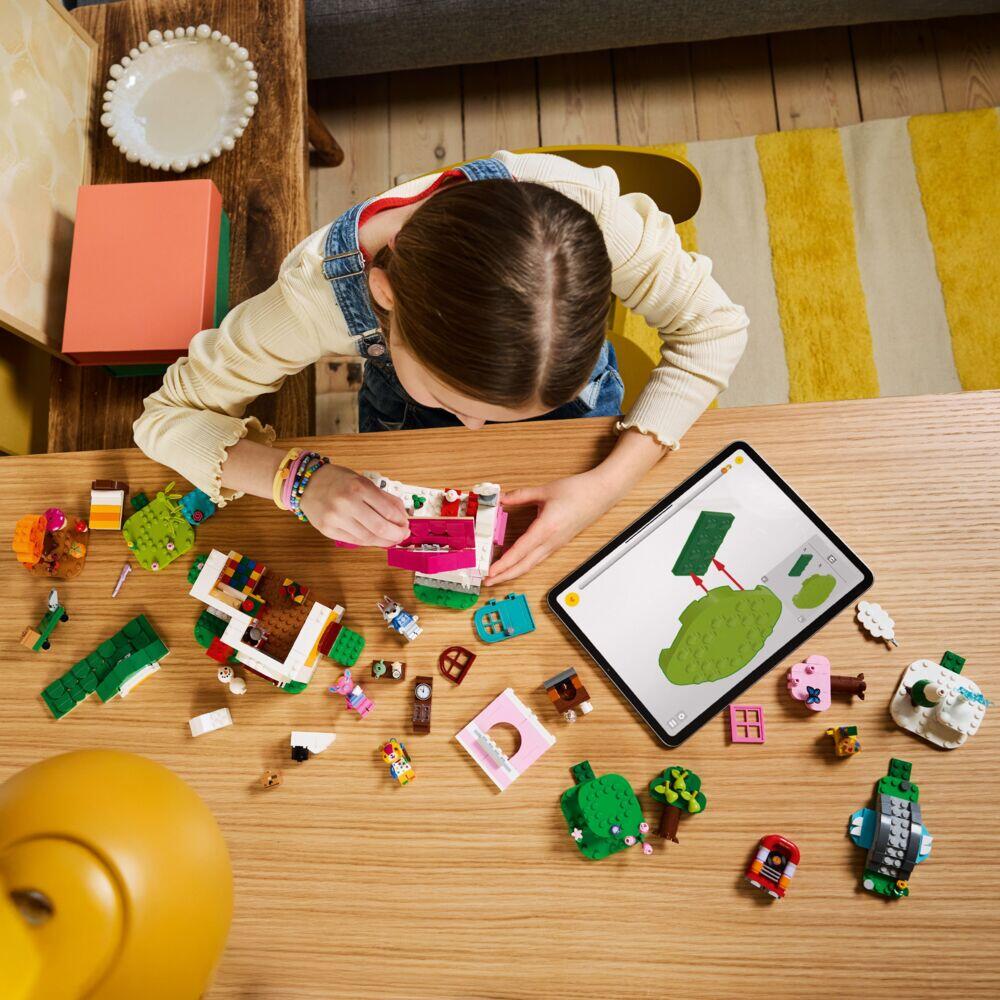 LEGO® Animal Crossing™ Kreative hus: morsomme årstider 77057
