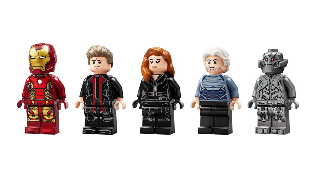 LEGO® ǀ Marvel Avengers: Age of Ultron Quinjet 76325